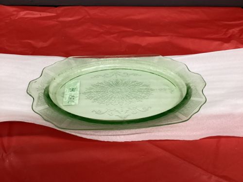 GREEN DEPRESSION GLASS PLATTER-GLOWS UNDER BLACK LIGHT - URANIUM GLASS?