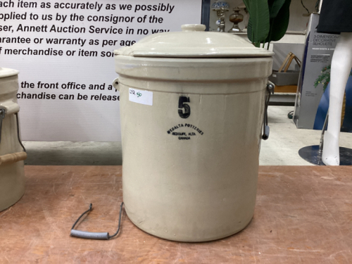 5 GALLON REDCLIFF MEDALTA CROCK W/ LID
