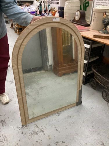MIRROR - NO HOOKS FOR HANGING