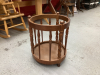 ROUND WOOD PLANT HOLDER