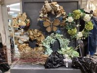 LARGE BOX WITH WREATHS, SPARKLY TWIGS, GREENERY