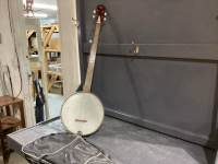 SMALL 5 STRING BANJO + CASE , MADE IN JAPAN