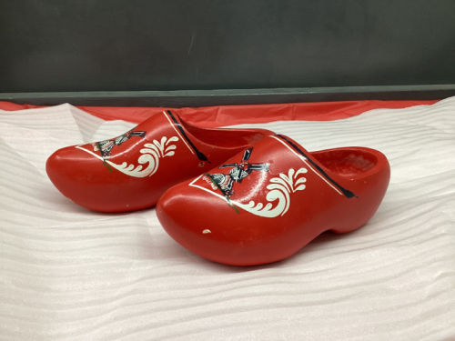 HOLLAND WOOD CLOGS
