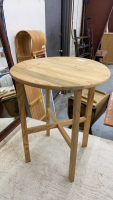 SMALL ROUND SIDE TABLE