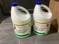 2 JUGS OF PRESIDENT’S CHOICE BLEACH