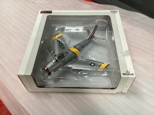 SPECCAST USAF DIECAST F-86 SABRE JET AIRPLANE