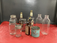 BOX OF COLLECTIBLE BOTTLES