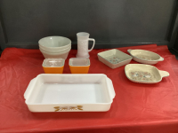 BOX W/ VINTAGE PYREX BUTTER DISHES, WHITE BOWLS, CASSEROLE,