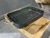 ROASTING PAN WITH RACK