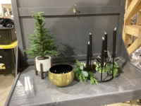 BAG W/SMALL FAKE XMAS TREE, HAMMERED BRASS-LOOK BOWL, CANDLE HOLDER WITH BATTERY CANDLES