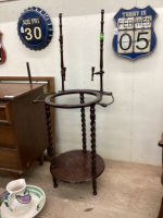 ANTIQUE WASH STAND