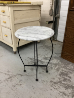 ROUND MARBLE TOPPED SIDE TABLE/PLANT STAND WITH METAL LEGS