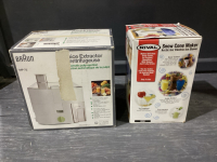 2 ITEMS - BRAUN JUICE EXTRACTOR + RIVAL SNOW CONE MAKER