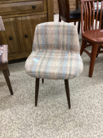 RETRO OCCASIONAL CHAIR