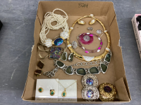 JEWELRY - SOME FROM 5TH AVE COLLECTION
