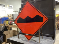 ROAD BUMP SIGN & METAL SIGN STAND