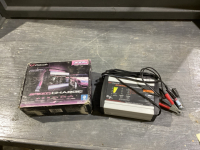 SCHUMACHER BATTERY CHARGER