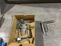 SMALL BRACKETS