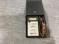 UNIVERSAL ENTERPRISES DIGITAL THERMOMETER