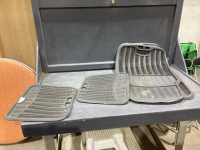 RUBBERMAID VEHICLE FLOOR MATS