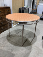 ROUND FOLDING CARD TABLE