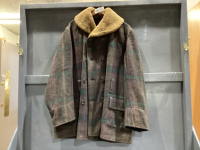 VINTAGE LADIES WOOL JACKET - "EATONS" MACKINAW