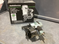AIR COIL NAILER - METABO HPT