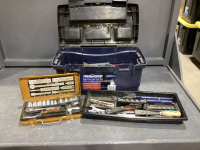 PLASTIC TOOLBOX W/ MISC TOOLS