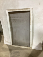 VINTAGE WOOD PICTURE FRAME