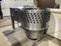 INDUSTRIAL SIZE CHICKEN PLUCKER