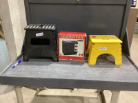 3 PIECES - 2 FOLDING STOOLS + HEATER FAN