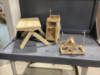 WOOD TOY CATAPULT + SMALL FOLDING TABLE
