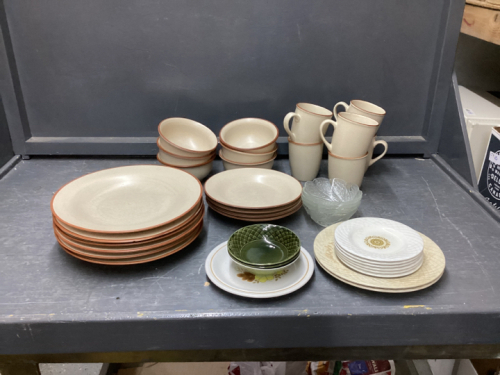 BOX W/ MISC DISHES -