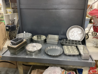 BAKING ITEMS - CAKE PANS, LARGE & SMALL MUFFIN TINS, CHIFFON PANS, SPRINGFORMS