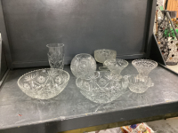 BOX OF GLASSWARE - BOWLS, CANDY DISHES, CYRSTAL VASE, GLASS VASE