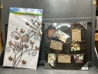 METAL OWL & FLOWER WALL DECOR AND PICTURE HOLDER