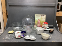 BOX OF GLASSWARE - PYREX MEASURING CUP, SMALL WATER PITCHER, TRIFLE BOWL, COBALT BLUE CONDIMENT DISH,