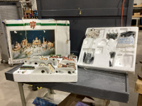 CHRISTMAS VILLAGE - PORCELAIN